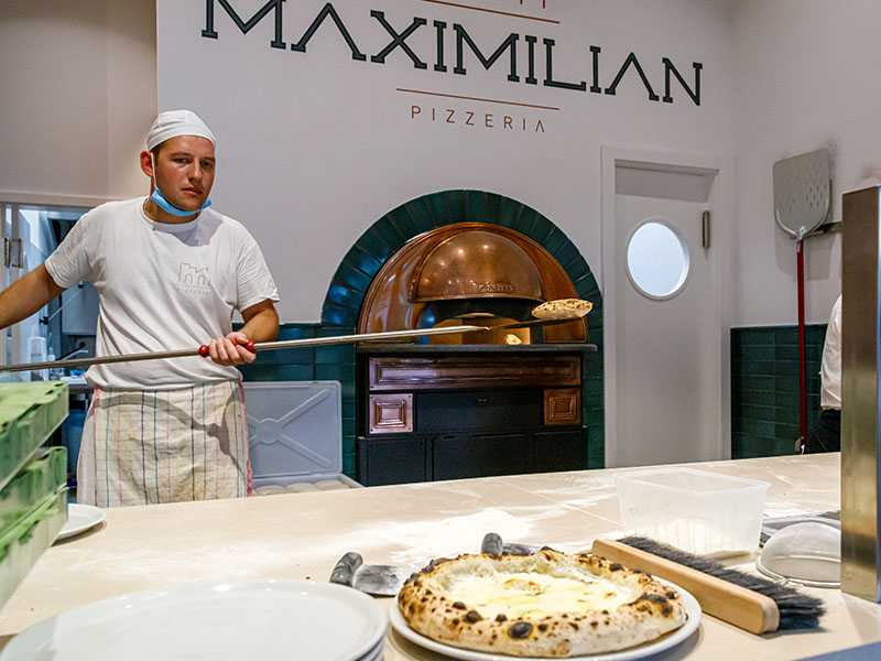 Maximilian pizzeria Pula 13