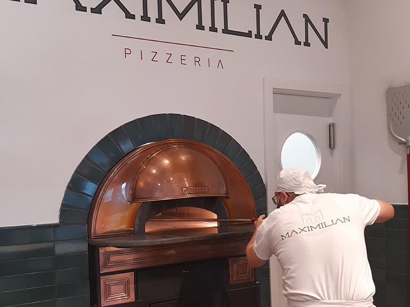 maximilian pizzeria photo 4